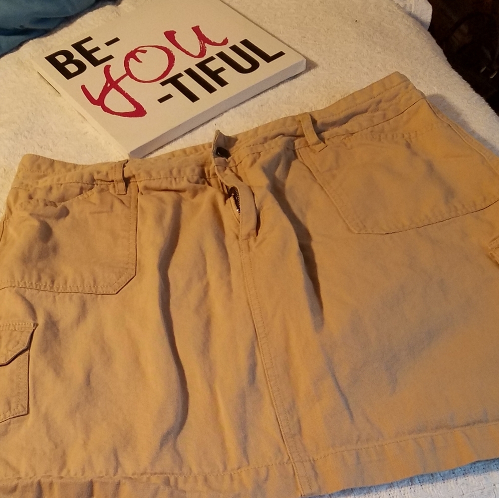 Skort